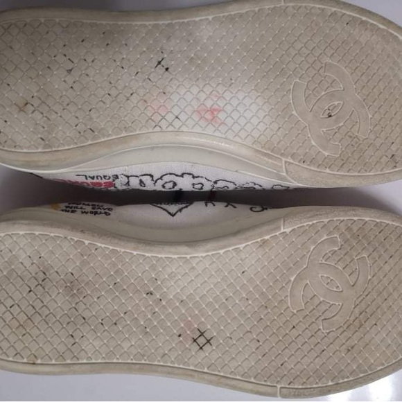 woman Chanel c Pharrell sneakers, White size 37. - Picture 6 of 6
